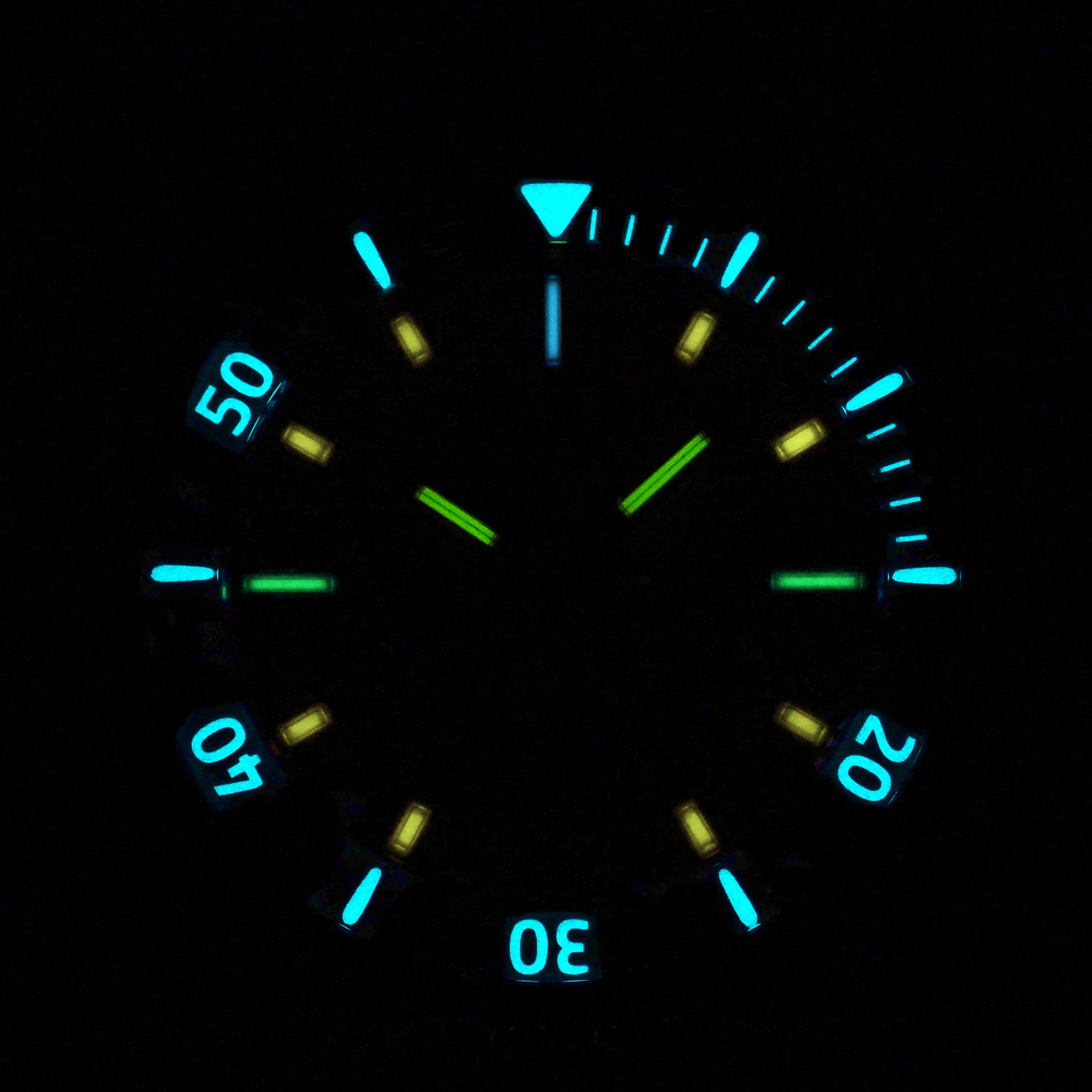Orca AkuAページ Orca Aqua – Timeproshop